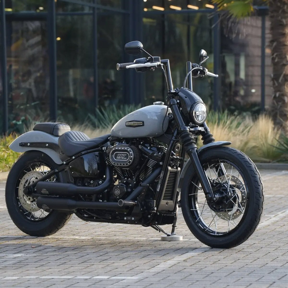 Flip2 フラット ミニエイプハンドルバー 1インチクランプ (グロスブラック)2