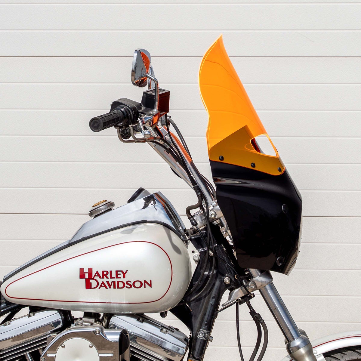 ロードウォリアー・フェアリング用 15インチ Flareウィンドシールド (オレンジアイス)1