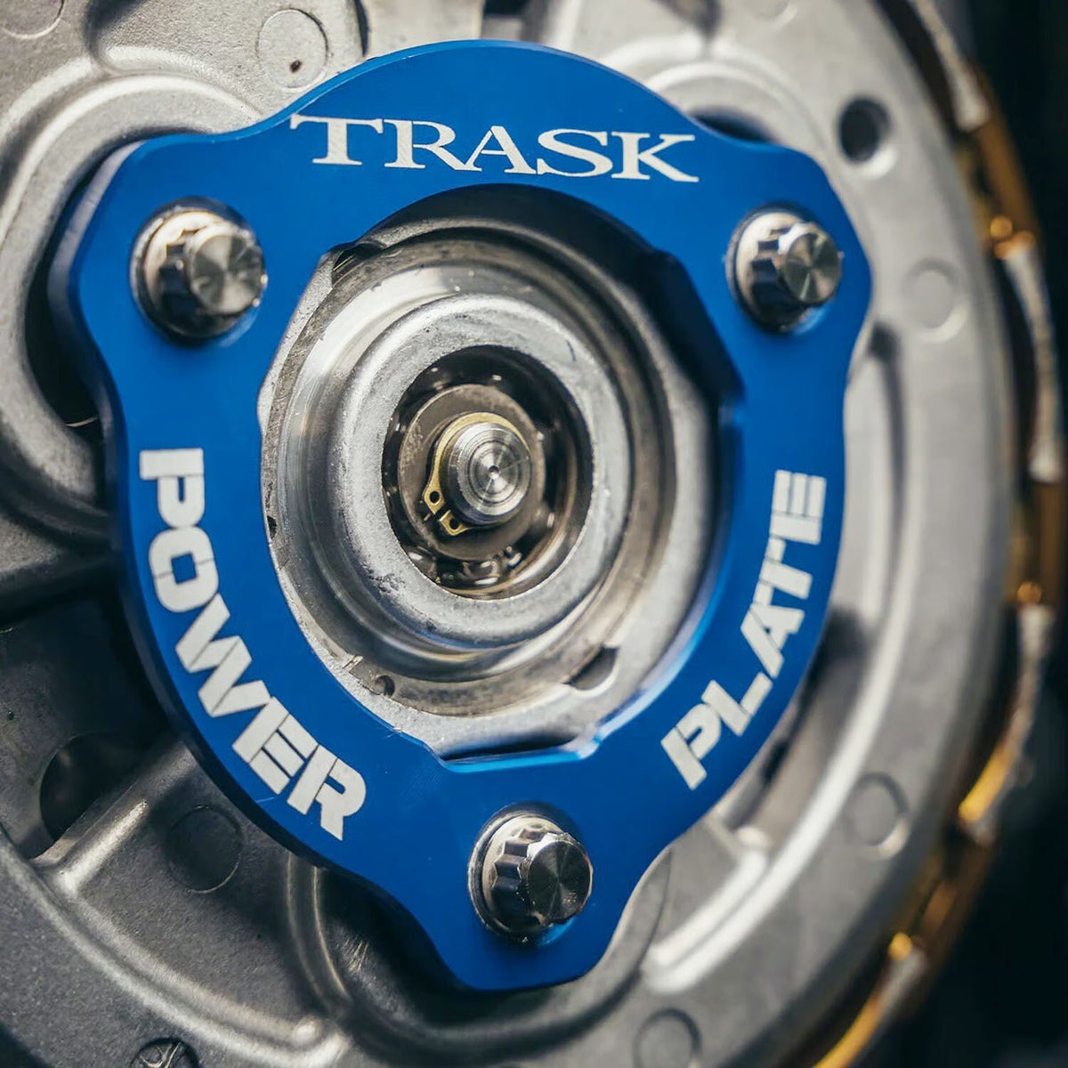 M8 ツーリング、ソフテイル パワープレートキット 強化クラッチ ブルー TRASK