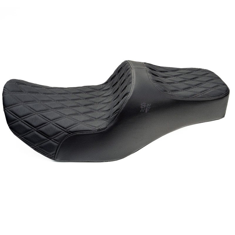 Chariot ダイアモンドステッチシート (ブラックロゴ)