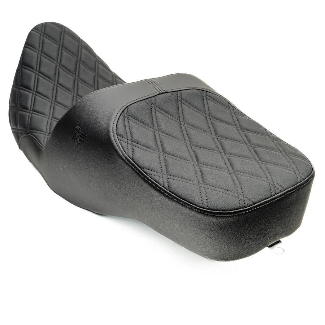 Chariot ダイアモンドステッチシート (ブラックロゴ)2