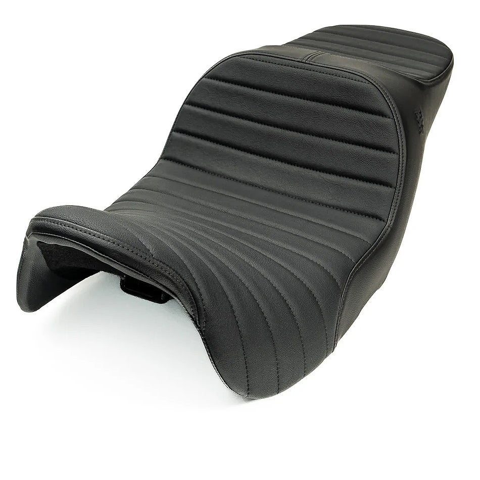 Chariot タックアンドロールシート (ブラックロゴ)1