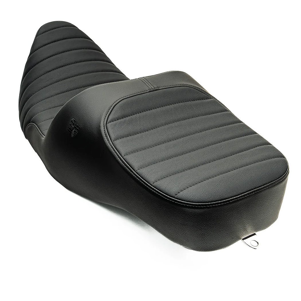 Chariot タックアンドロールシート (ブラックロゴ)2