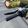 電子制御スロットル用 MXスタイル カーボンインサート グリップ ブラック