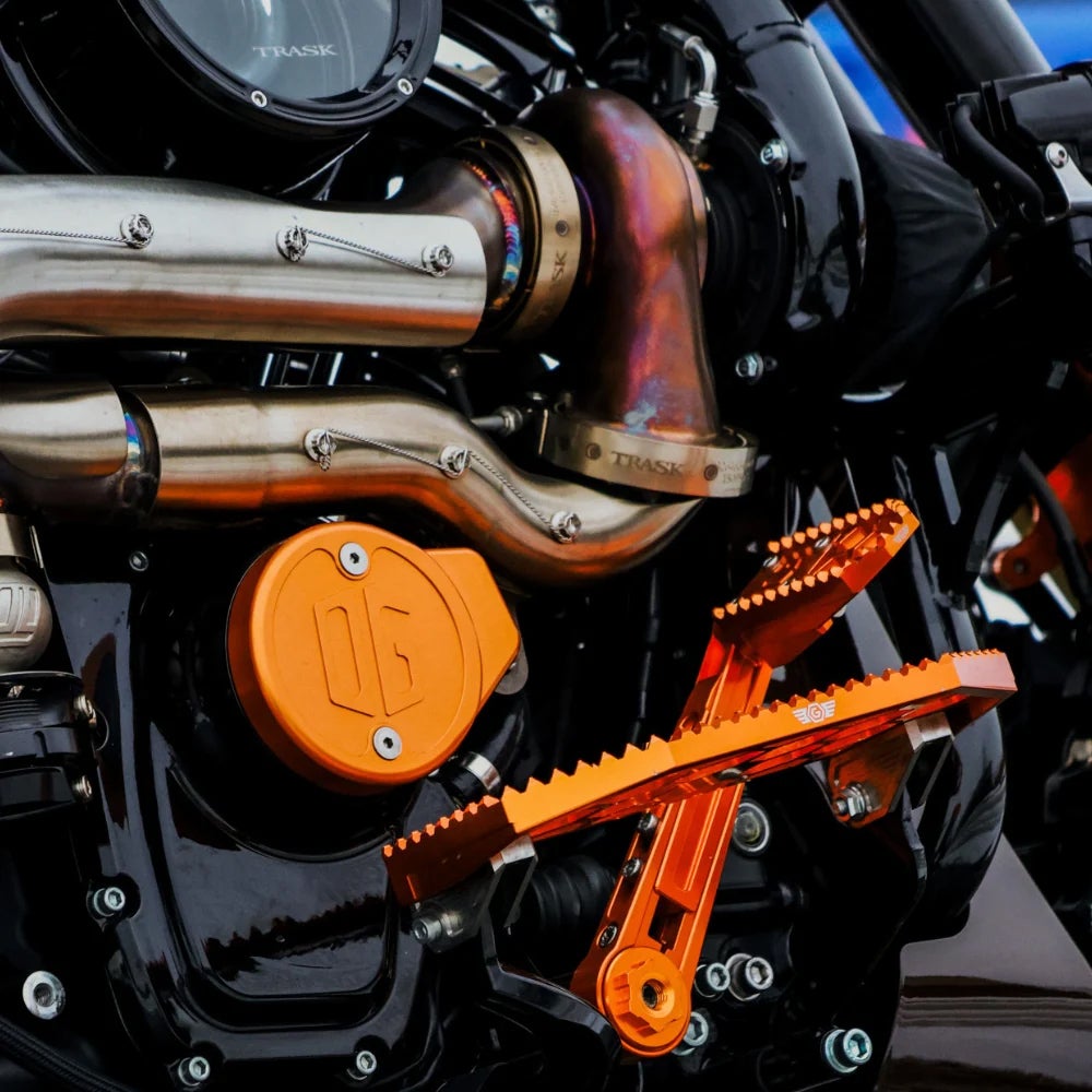 M8 Gen2 カムカバー クラシック (オレンジ)1