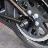 M8ソフテイル リアアクスルスライダー (チタン)