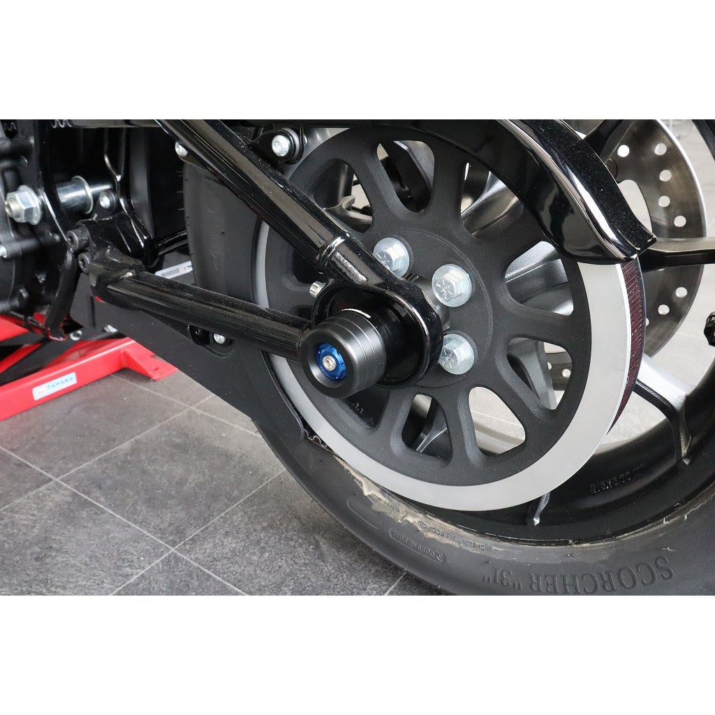 M8ソフテイル リアアクスルスライダー (ブルー)2