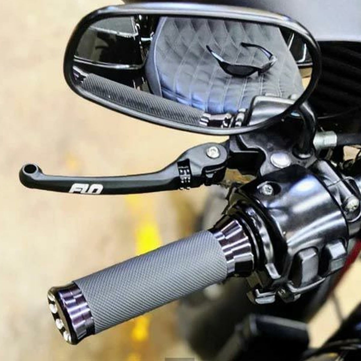 2025年以降ソフテイル MXスタイル アジャスタブル レバー ブラック FLO 1