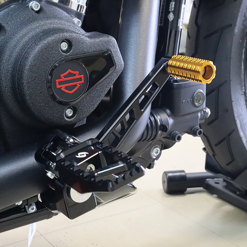 M8 ソフテイル リアブレーキレバーキットV2 Dタイプ (ゴールド
