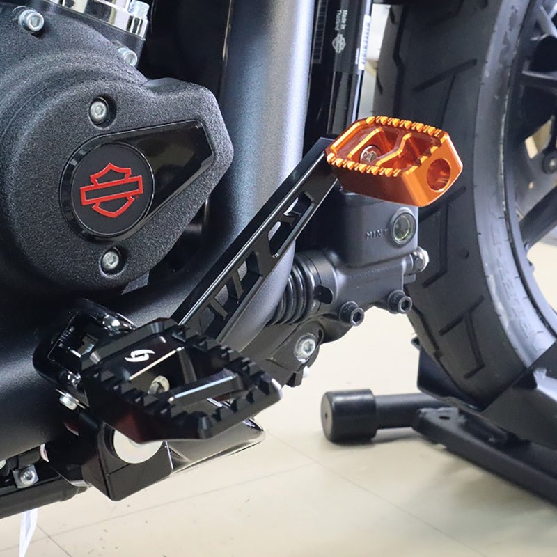 M8 ソフテイル リアブレーキレバーキットV2 Eタイプ (オレンジ