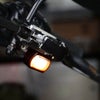 ハンドルマウント LED DRL/ウィンカー (ブラック) 2004～2021スポーツスター