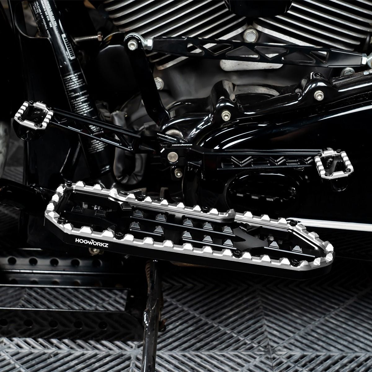 Performance MX フロアボード&フットコントロールキット (シルバー)1