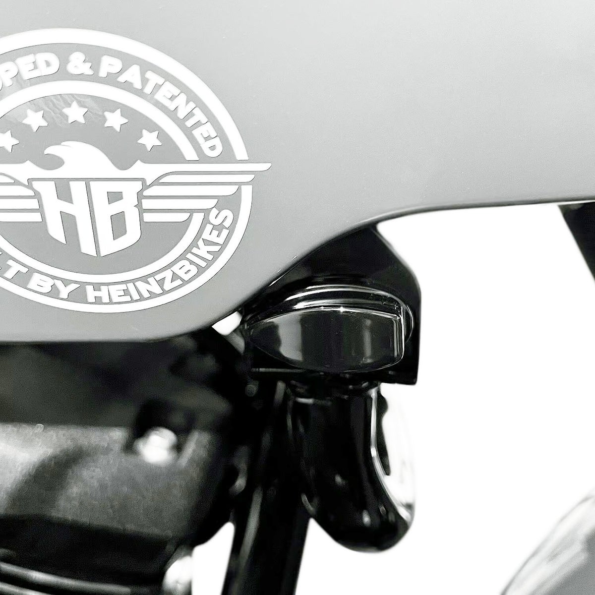 FXLRST　ST ナノ フロントウィンカー ポジションライト付き グロスブラック ハインツバイク 4