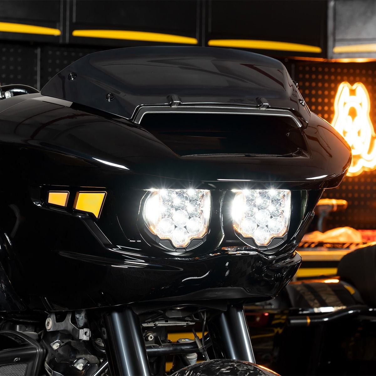 Silvertooth パフォーマンス LEDヘッドライト1