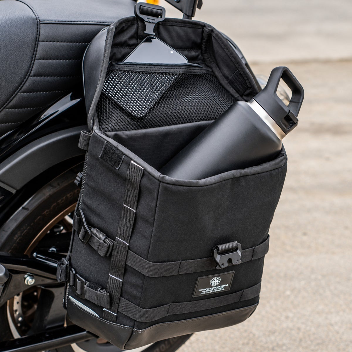 Viking Bags Incognite クイックマウント・ミディアムサドルバッグ 15L (左用) 【M8 ローライダーS】.4