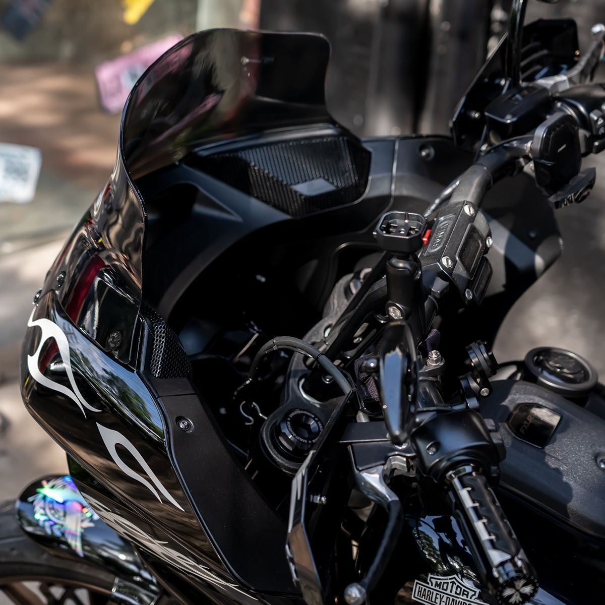 ローライダーST ウィンドシールド 8インチ (スモーク)1