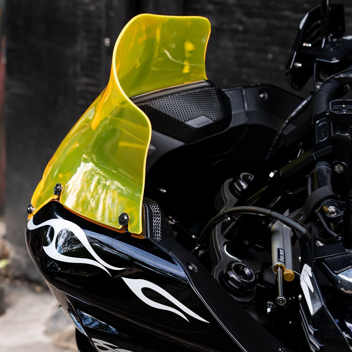 ローライダーST ウィンドシールド 8インチ (イエロー)1