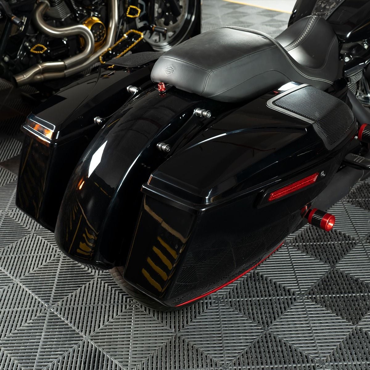 2024以降ツーリング サドルバッグスピーカー用リッド (未塗装)5