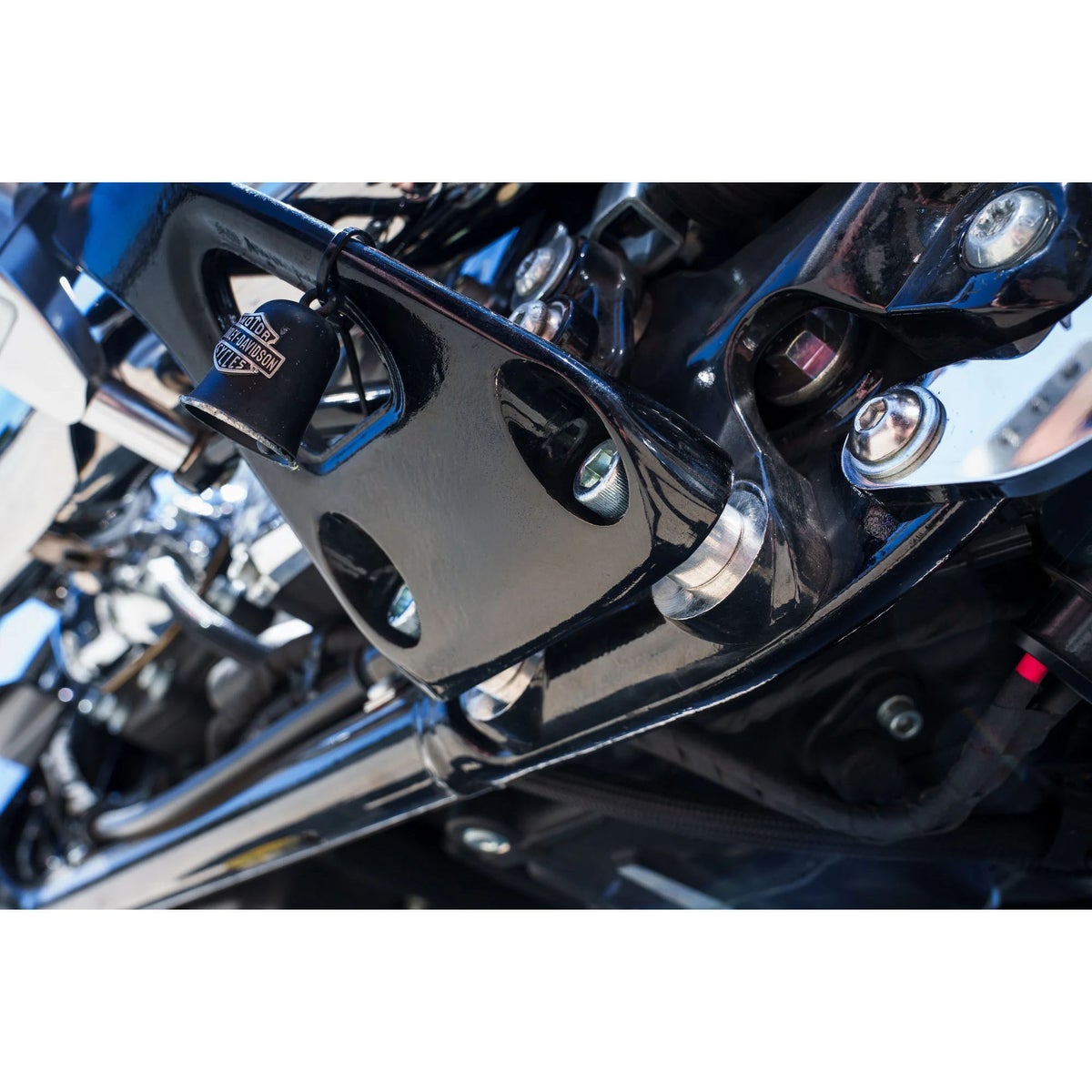 M8ソフテイル ミッドコントロール用 ステップエクステンションキット2