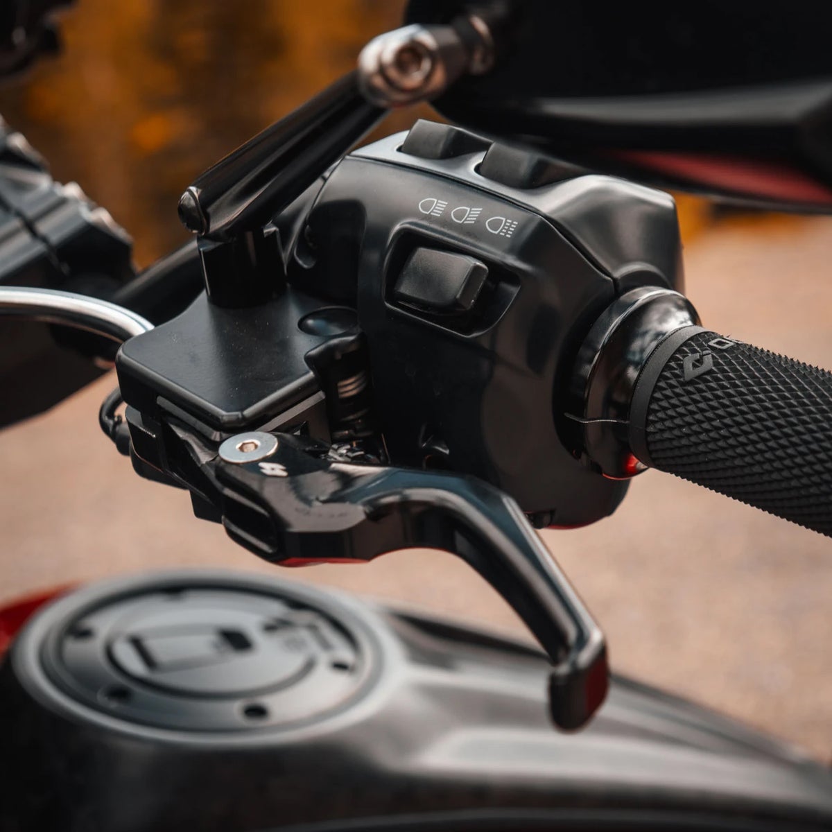 TALON MOTO ハンドレバーセット (ブラック) 2024以降ツーリング6