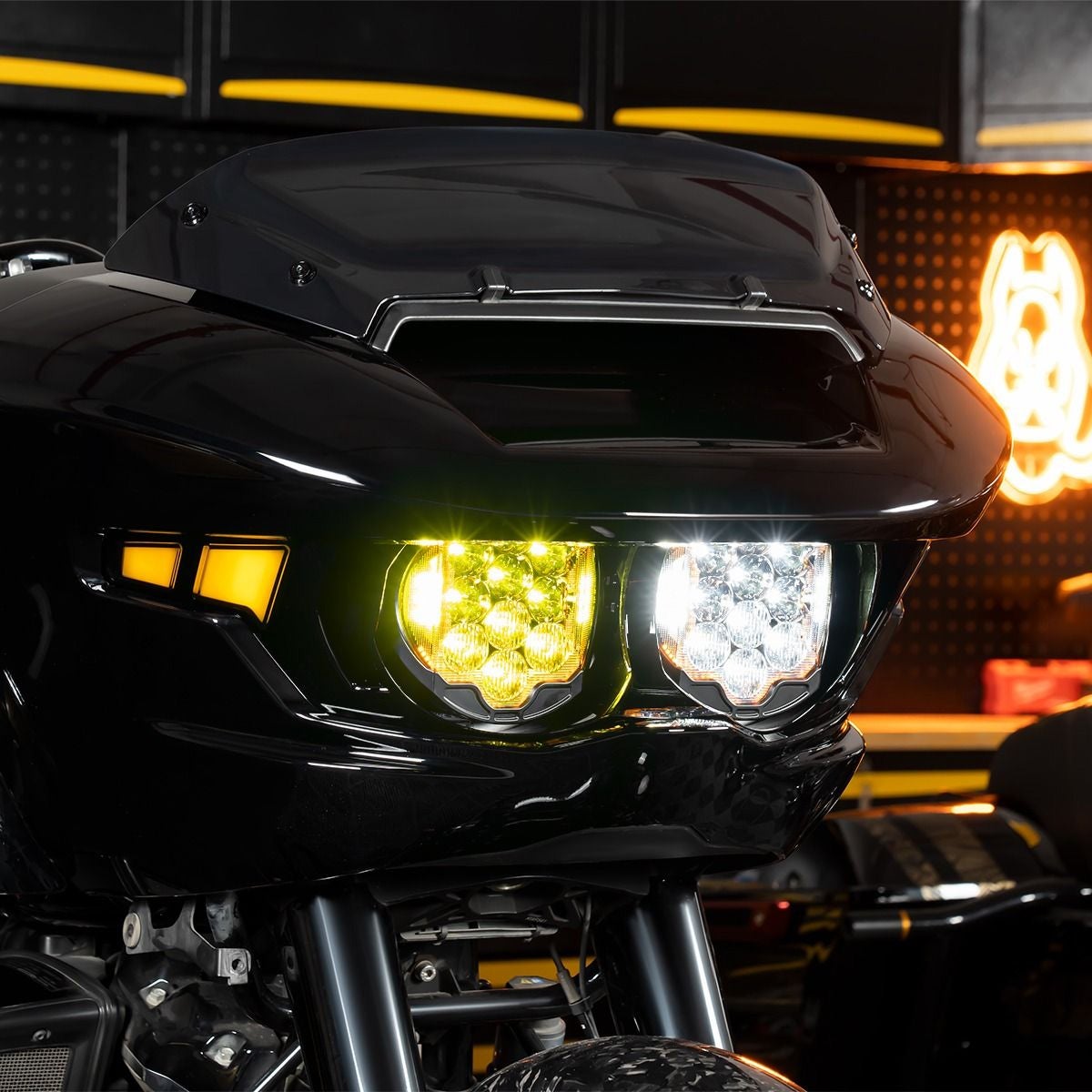 Sabertooth パフォーマンス LEDヘッドライト2