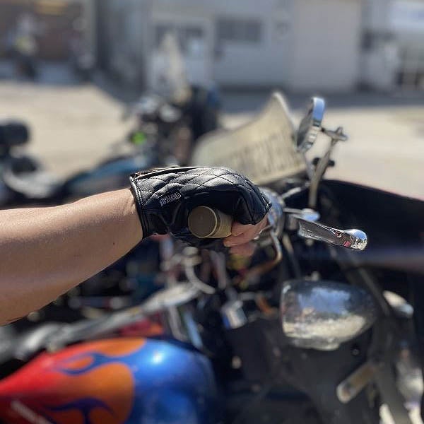 CHOPPERS ハーフフィンガー グローブ ダイヤステッチ ブラック 4