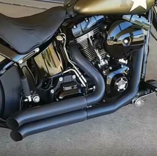 ハーレー、エボリューション・ソフテイル マフラー