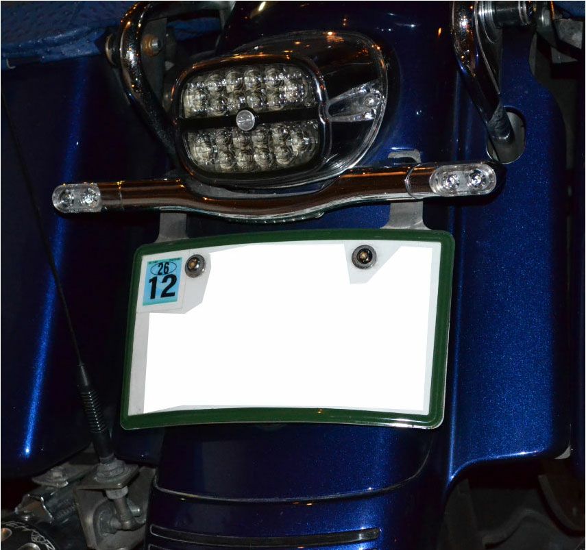 ライセンスプレート　マウント（テールライト下）-02