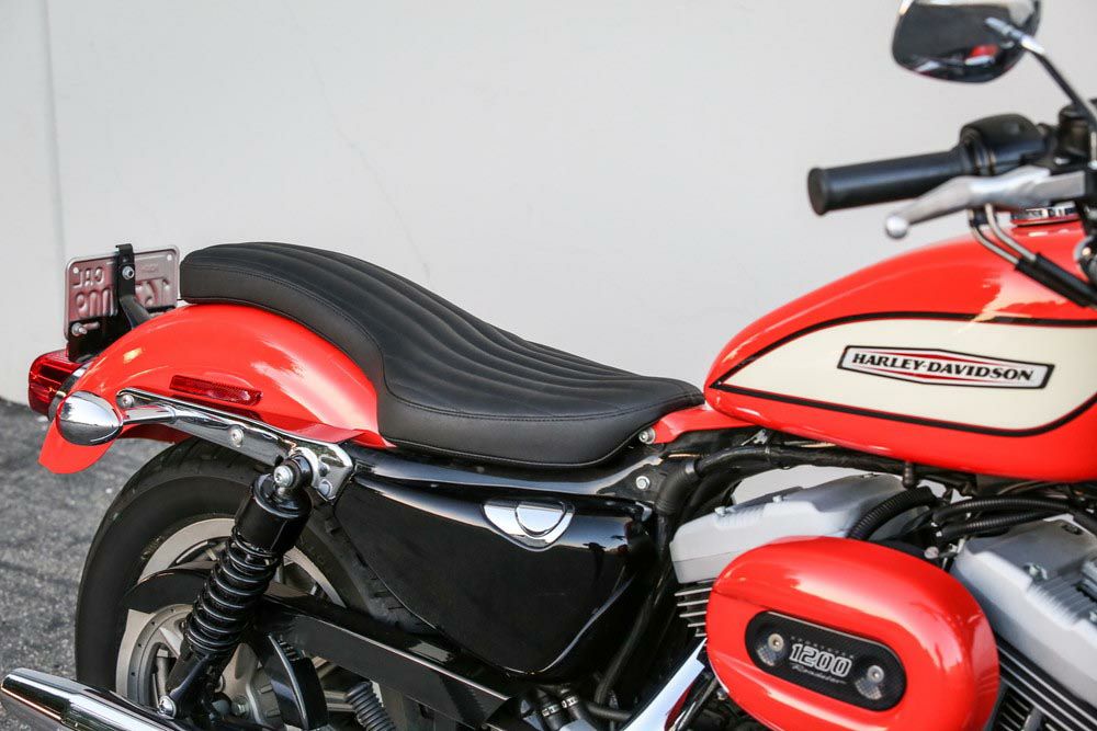 BURLY BRAND BRAT Ribbed Two-Up シート　'96-'03 XL-01