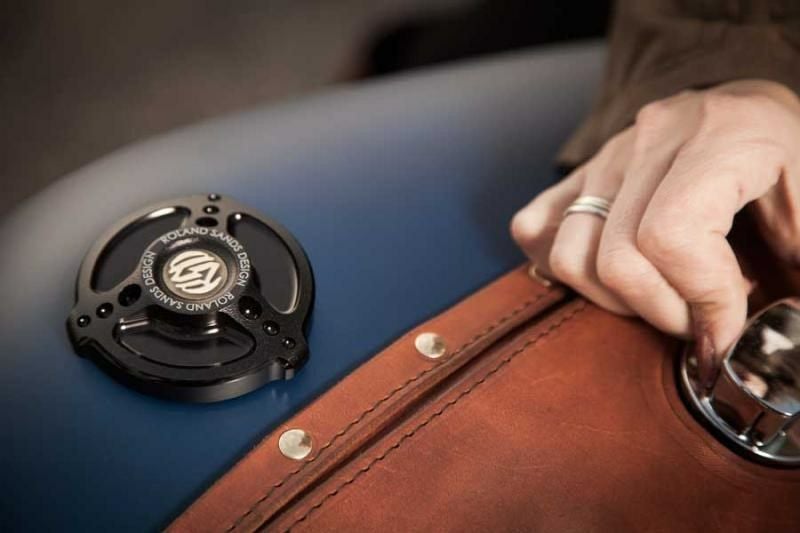 ローランドサンズ・デザイン(RSD)(RSD) バッジキット Brass(RSDロゴあり)-03