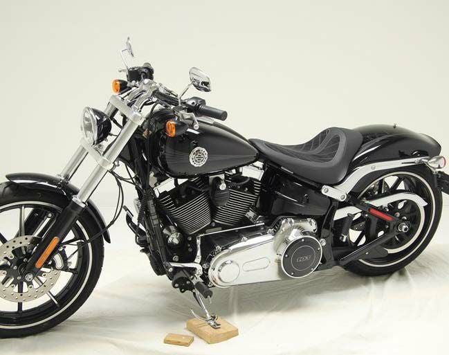 Saddlemen Renegade LS ソロシート ブラック FXSB |ハーレーパーツ専門