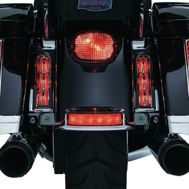 Kuryakyn サドルバッグサポート LEDインサート　ブラック-02