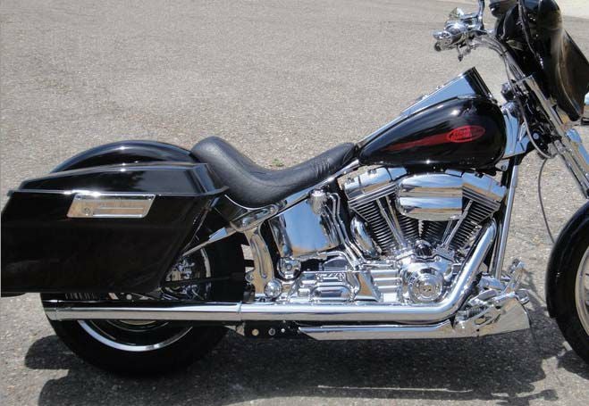 クイックリリース ハードサドルバッグ FLSTF用-03