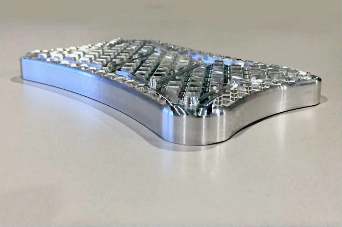 Dirty Bird Concepts　ルートシリーズ　リアブレーキパッド　クローム-02