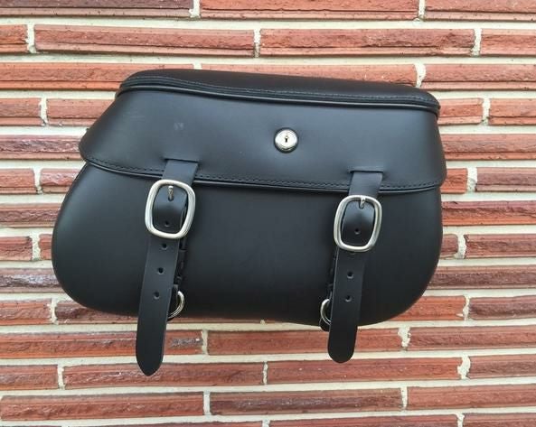 Leather Pros 本革デタッチャブル・サドルバッグ ソフテイルスリム用-01