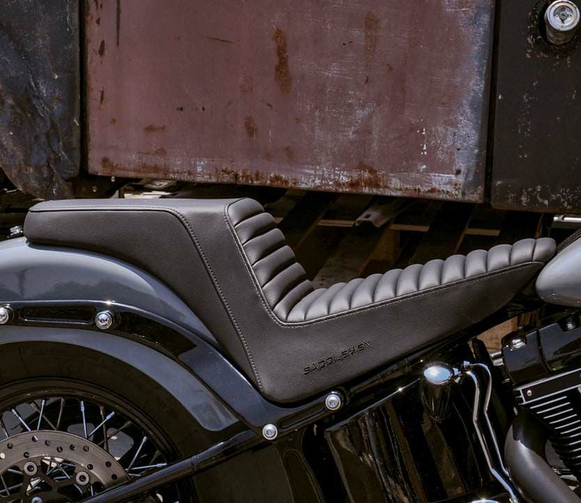 SaddleMen TR-ステップアップシート FXLRS、FLSB |ハーレーパーツ専門