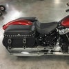 Leather Pros EZ-Mount クラシック デタッチャブル・サドルバッグ スタッド-02