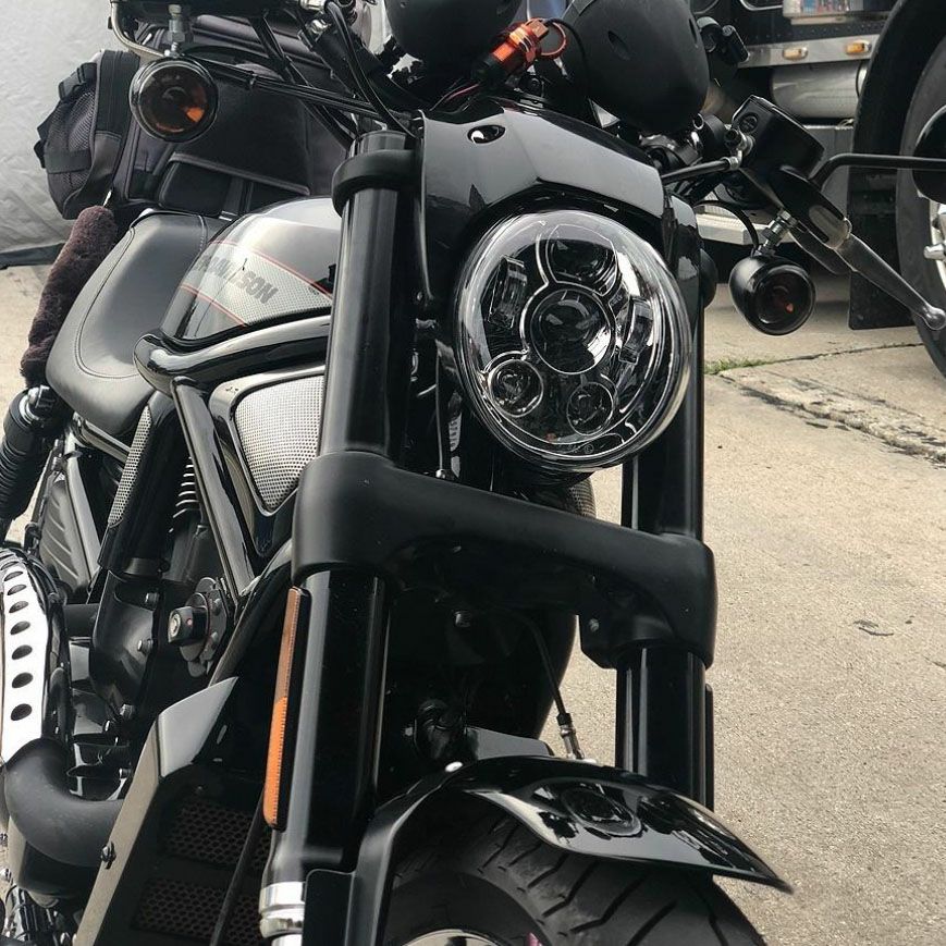 HogWorkz V-Rod ブラックLED ヘッドライト |ハーレーパーツ専門店 HDパーツ
