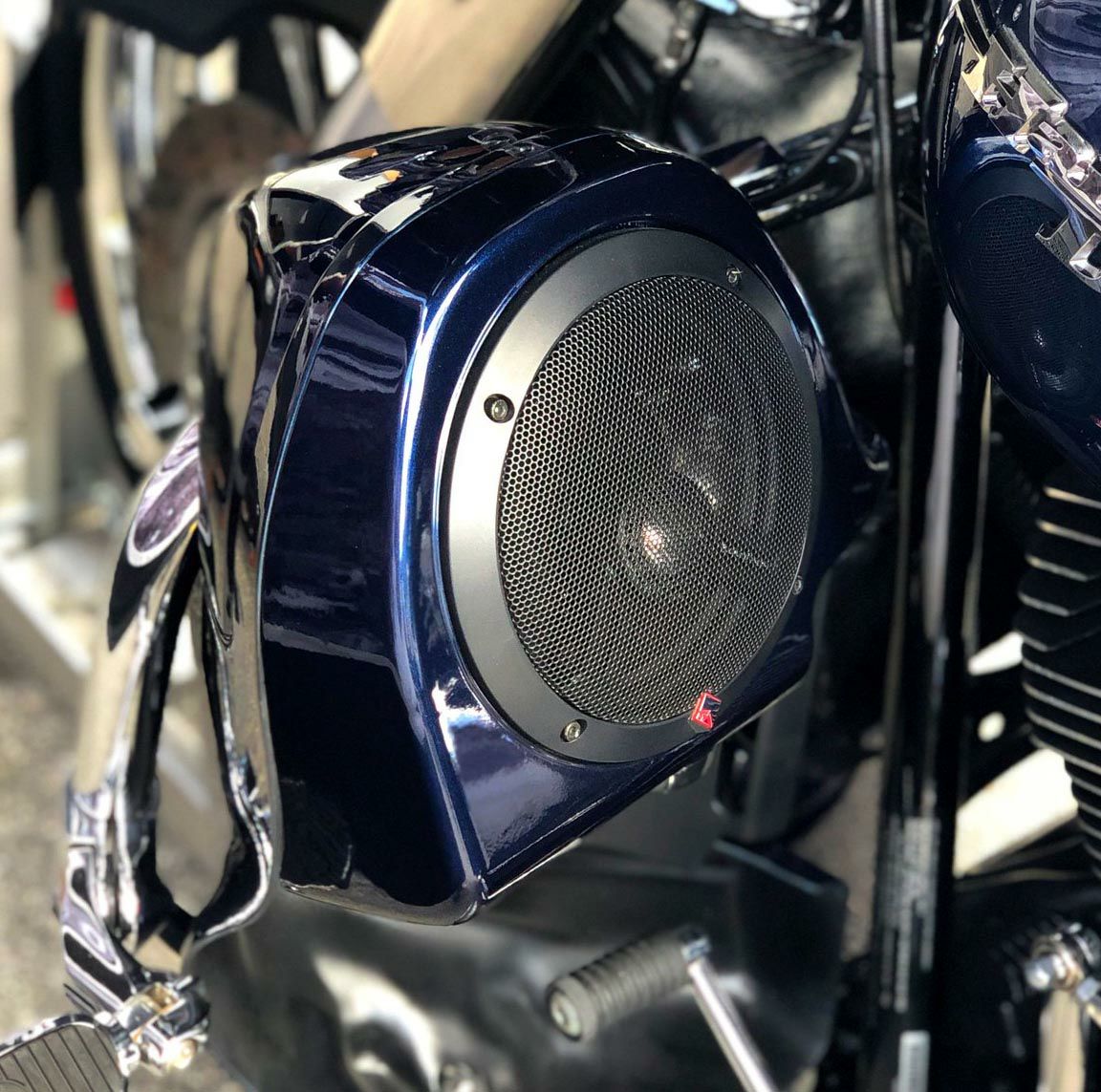 ハーレー、ツーリングモデル用ベント付ロアーフェアリング用 6.5インチ