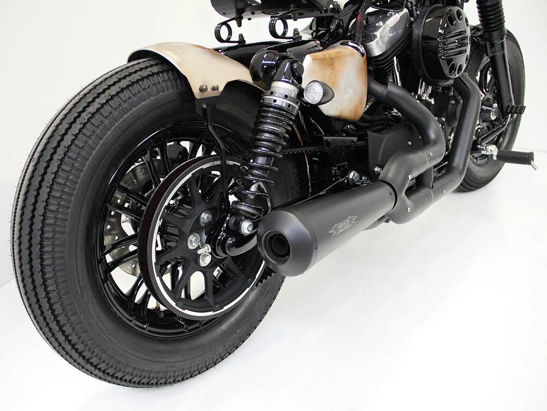 Cult Werk　スポーツスター用　スイングアームマウント・フェンダー-02