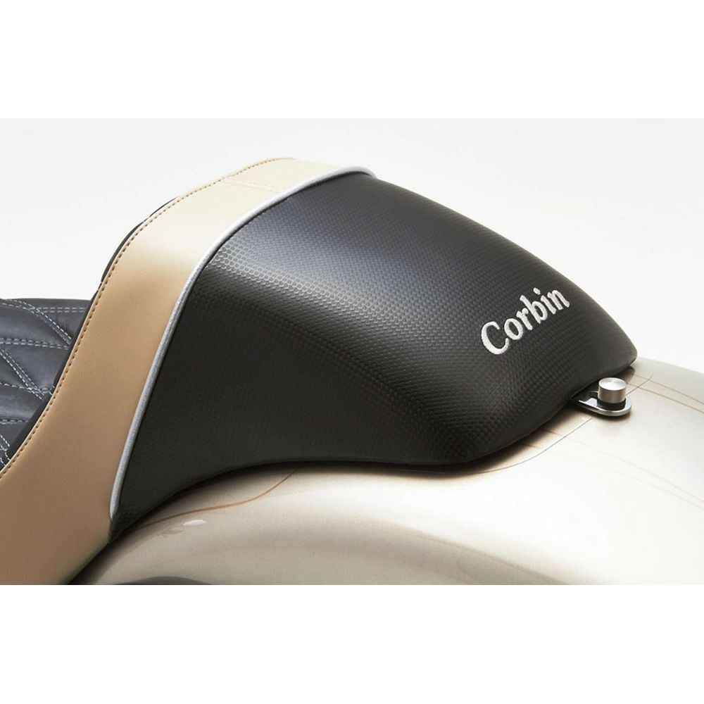 コルビン ブレイクアウト用THE WALL ソロシート |ハーレーパーツ専門店