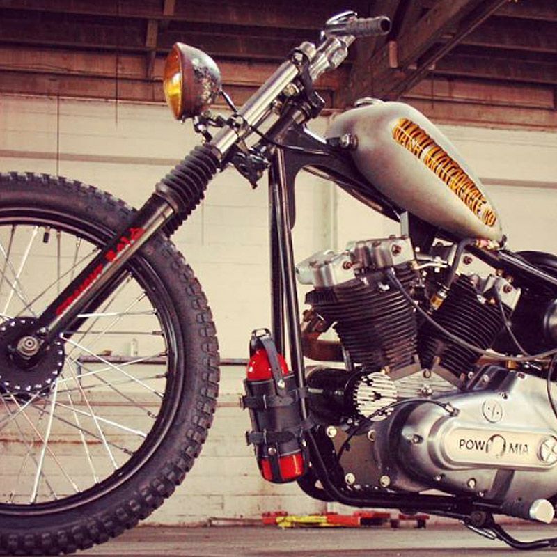 NASH MOTORCYCLE フューエルボトルホルダー　ブラック/ブラス-03