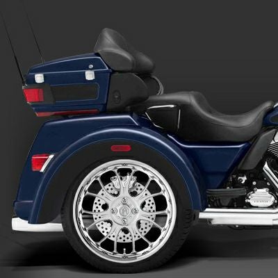 パフォーマンスマシーン　HEATHEN　18インチ　5.5 Performance Machine HEATHEN 18 x 5.5 トライク・リア クローム