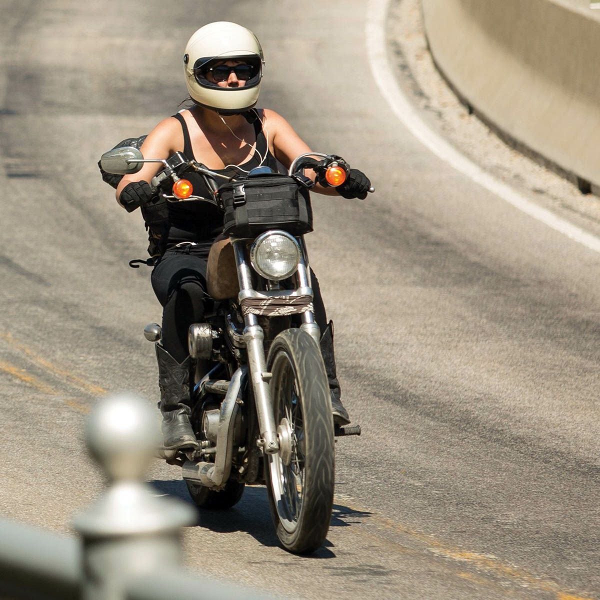 ビルトウェル　Gringo S ECEヘルメット　グロスビンテージホワイト-07