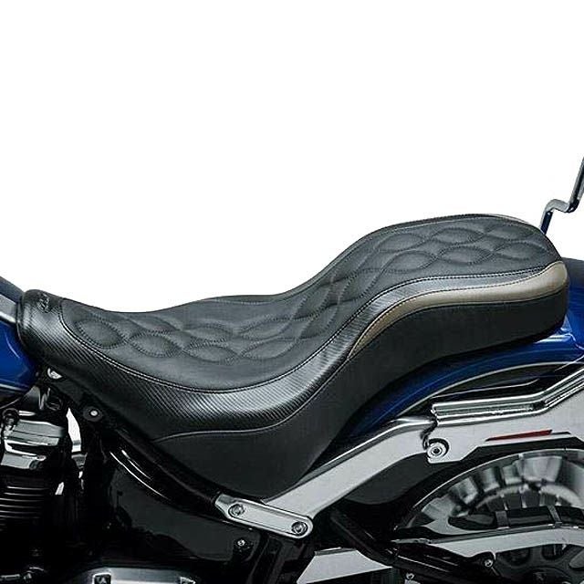 Mustang DAYTRIPPERシート Double Helix ファットボーイ用 |ハーレー