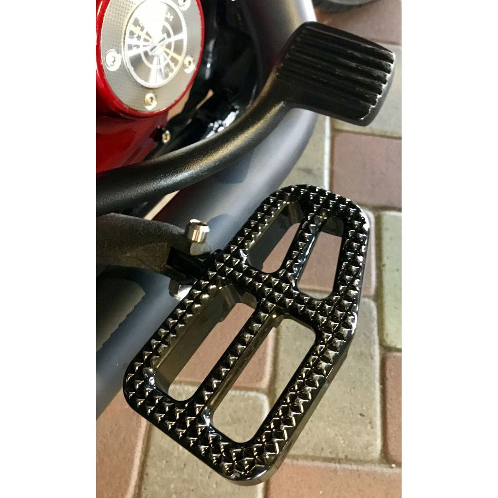 BMC　フットボード　グロスブラック-02