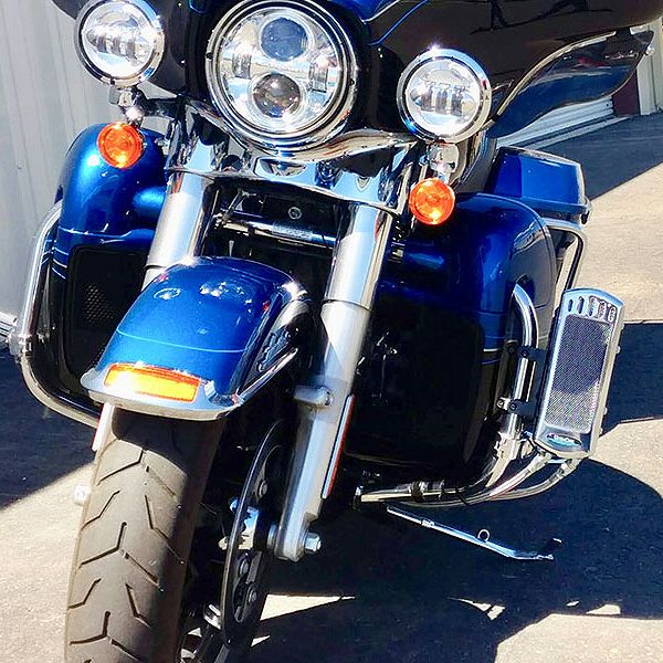 ULTRA COOL エンジンガードマウント・オイルクーラーキット M8ツーリング クローム-04