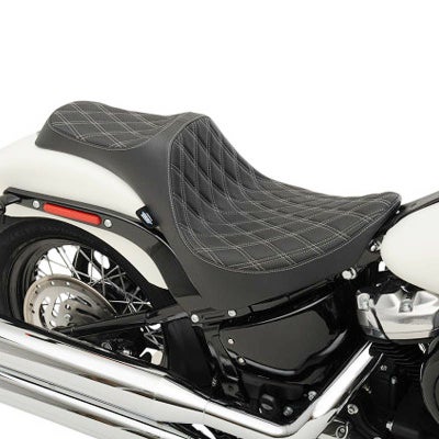 Drag Specialties ドラッグスペシャリティーズ Predator Seat［0802 