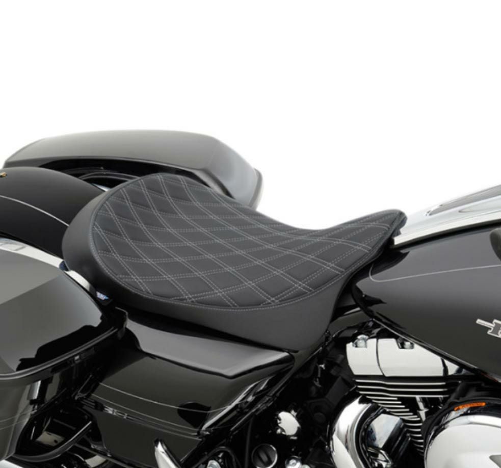 Drag Specialties ロープロファイル ソロシート ダブルダイヤモンドステッチ シルバー-03