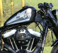 Cult Werk Sportster タンクリフトアップ・ブラケット-10